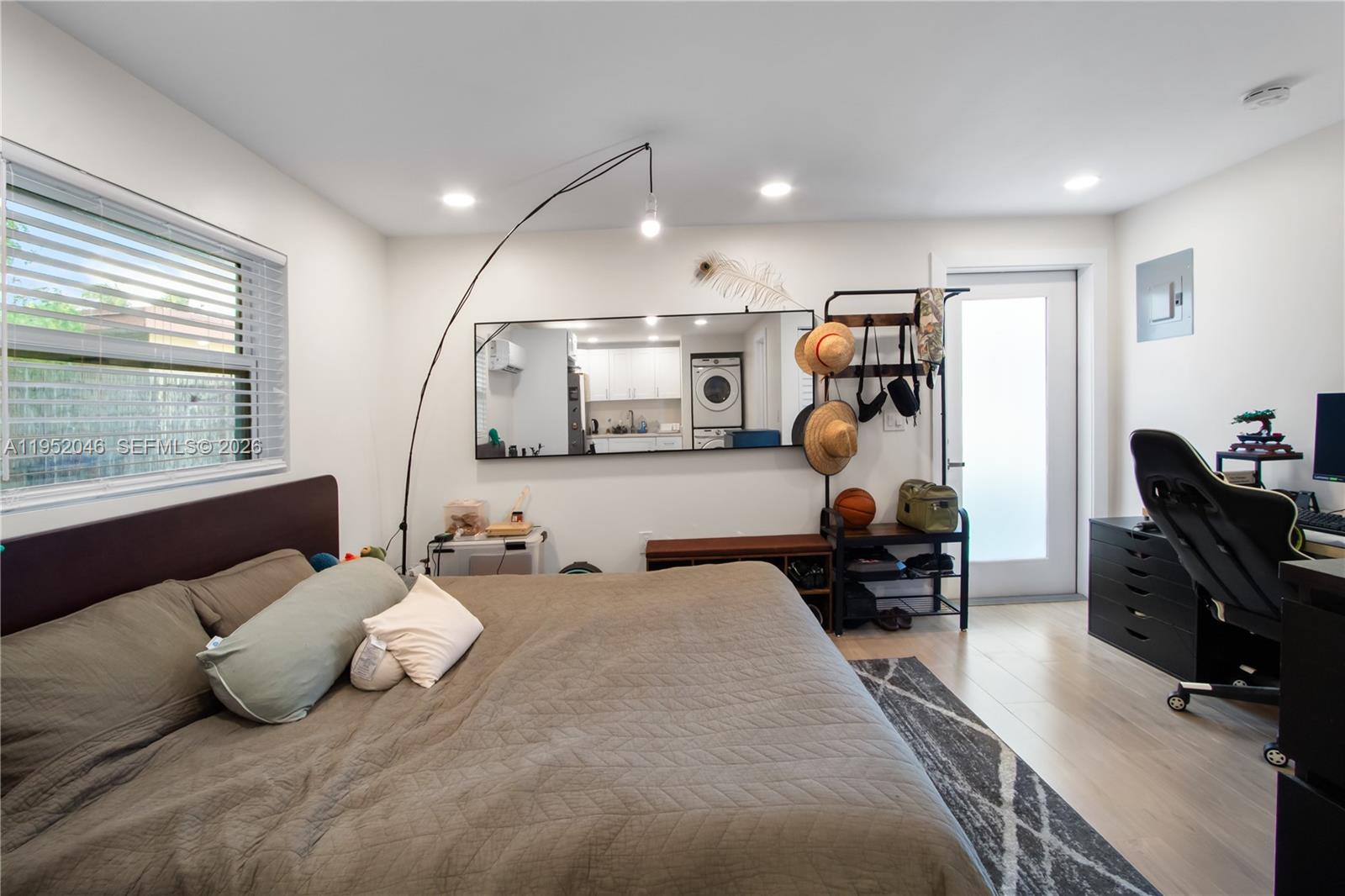 BONNIE LOCH - Residential