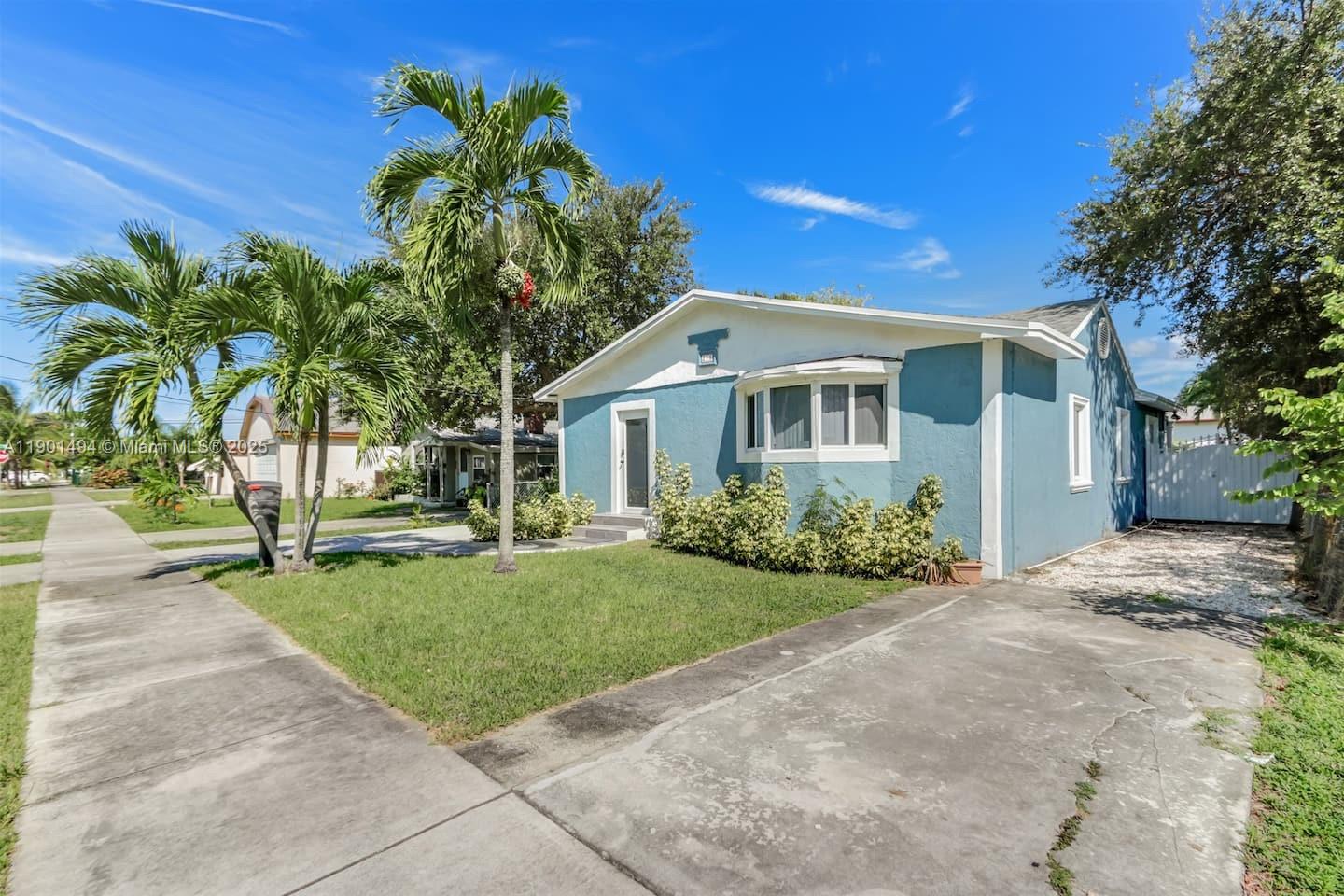 TOWN OF HALLANDALE B-13 - Residential Lease