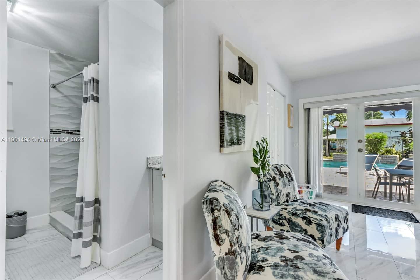 TOWN OF HALLANDALE B-13 - Residential Lease