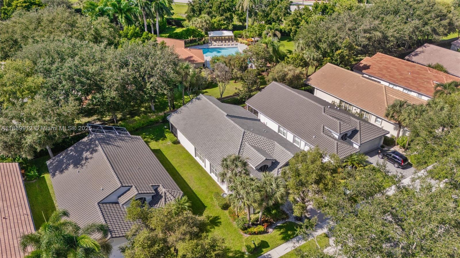 VALENCIA ISLES 1 - Residential