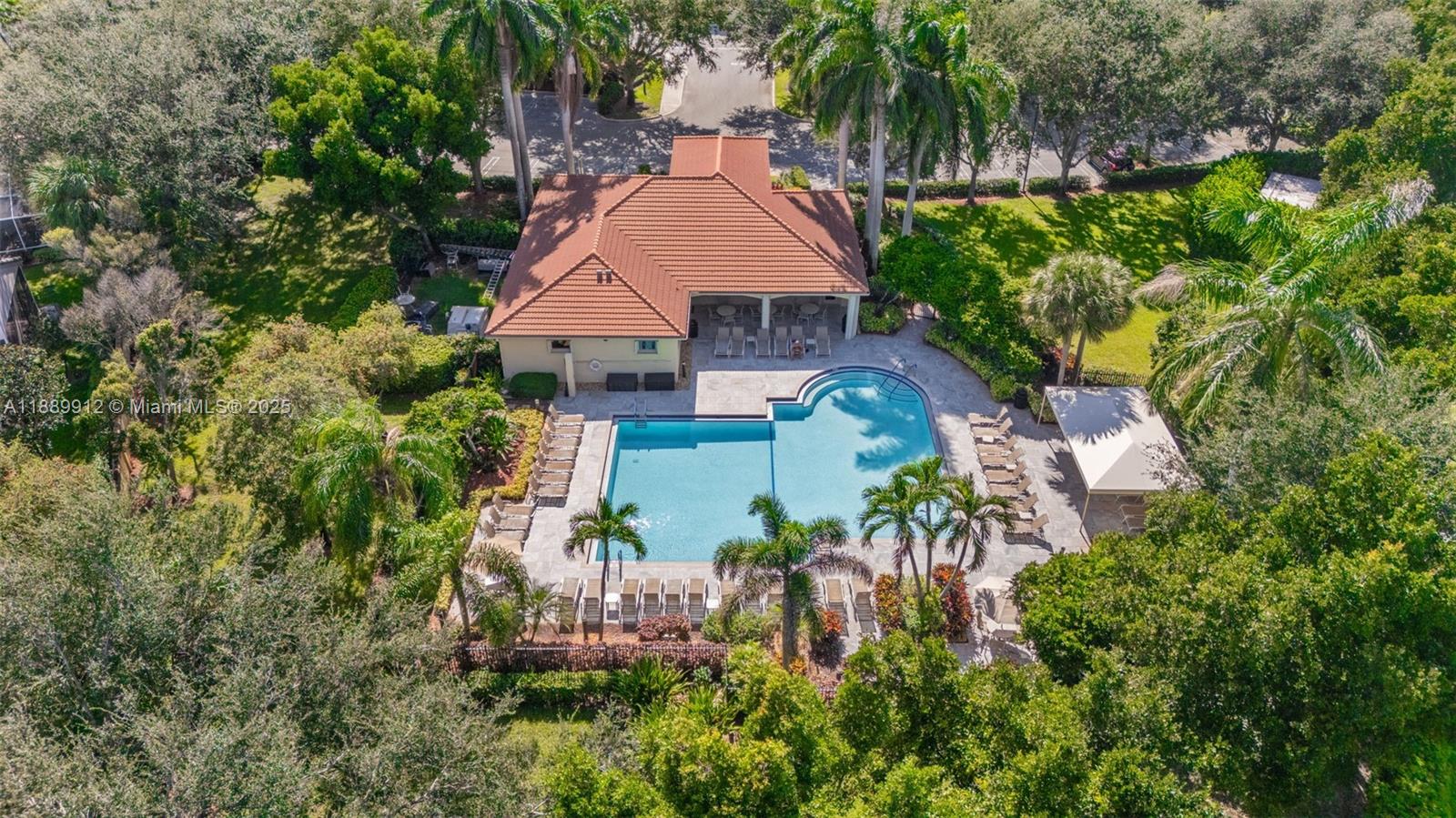 VALENCIA ISLES 1 - Residential