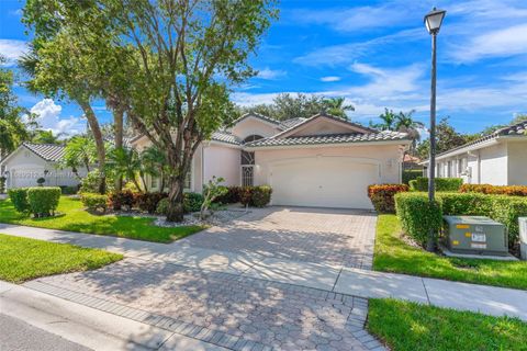 Photo of 11155 N Mandalay Way, Boynton Beach, FL 33437 (MLS # A11889912)
