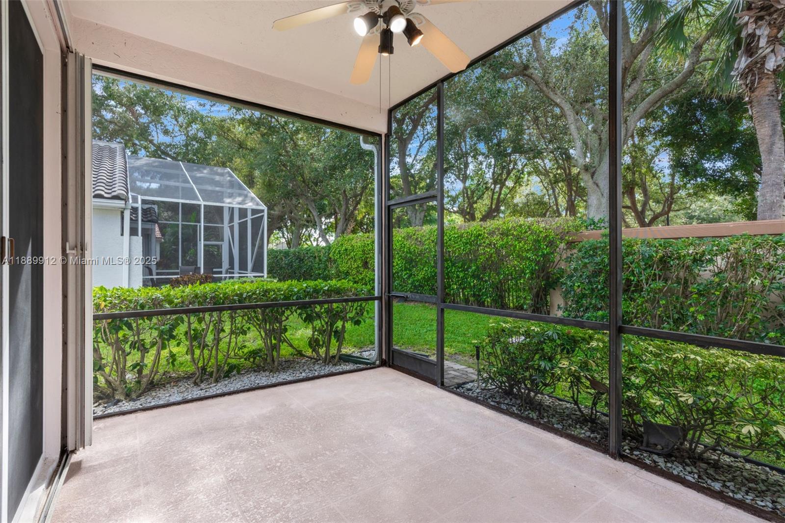 VALENCIA ISLES 1 - Residential
