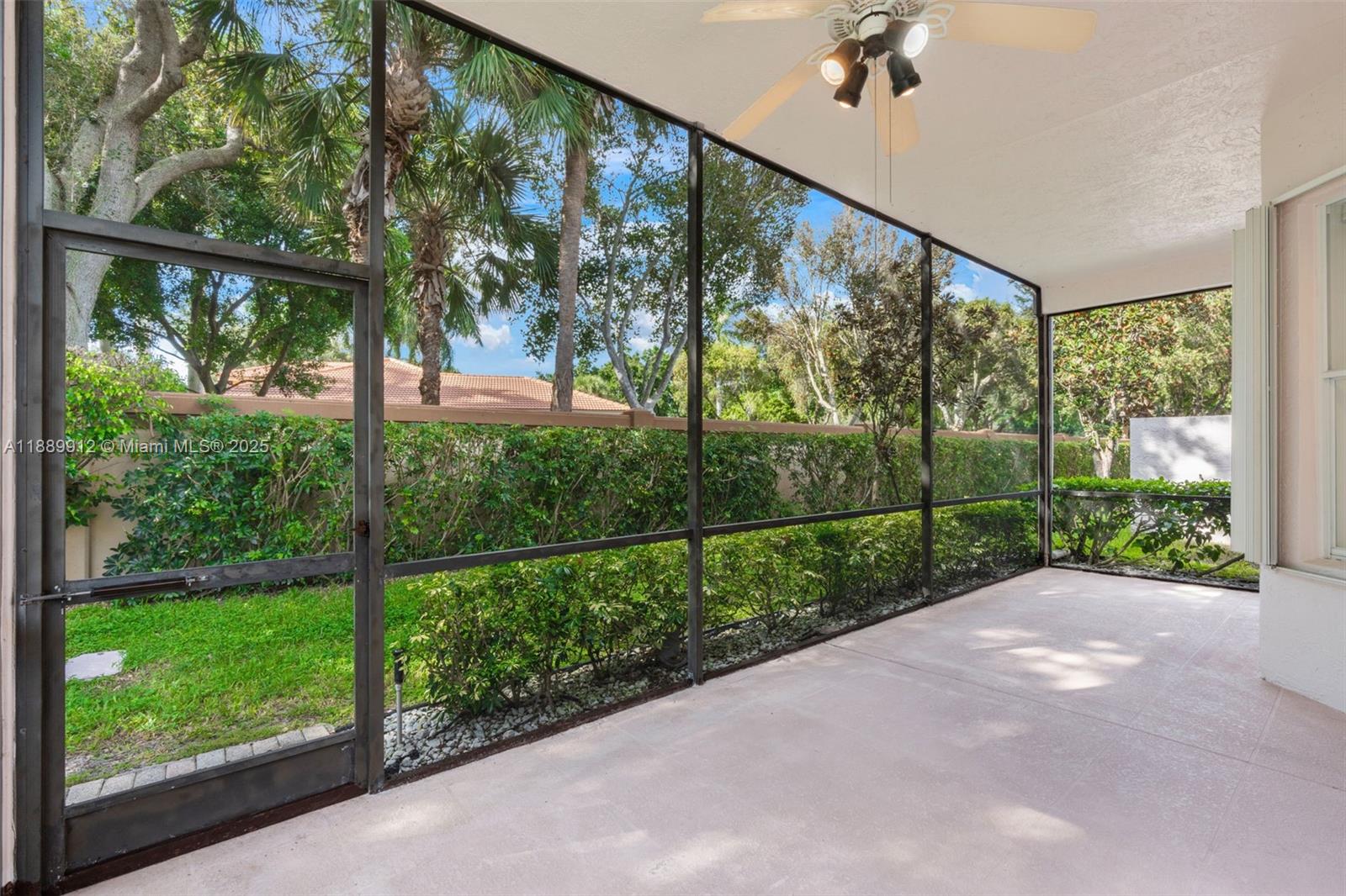 VALENCIA ISLES 1 - Residential