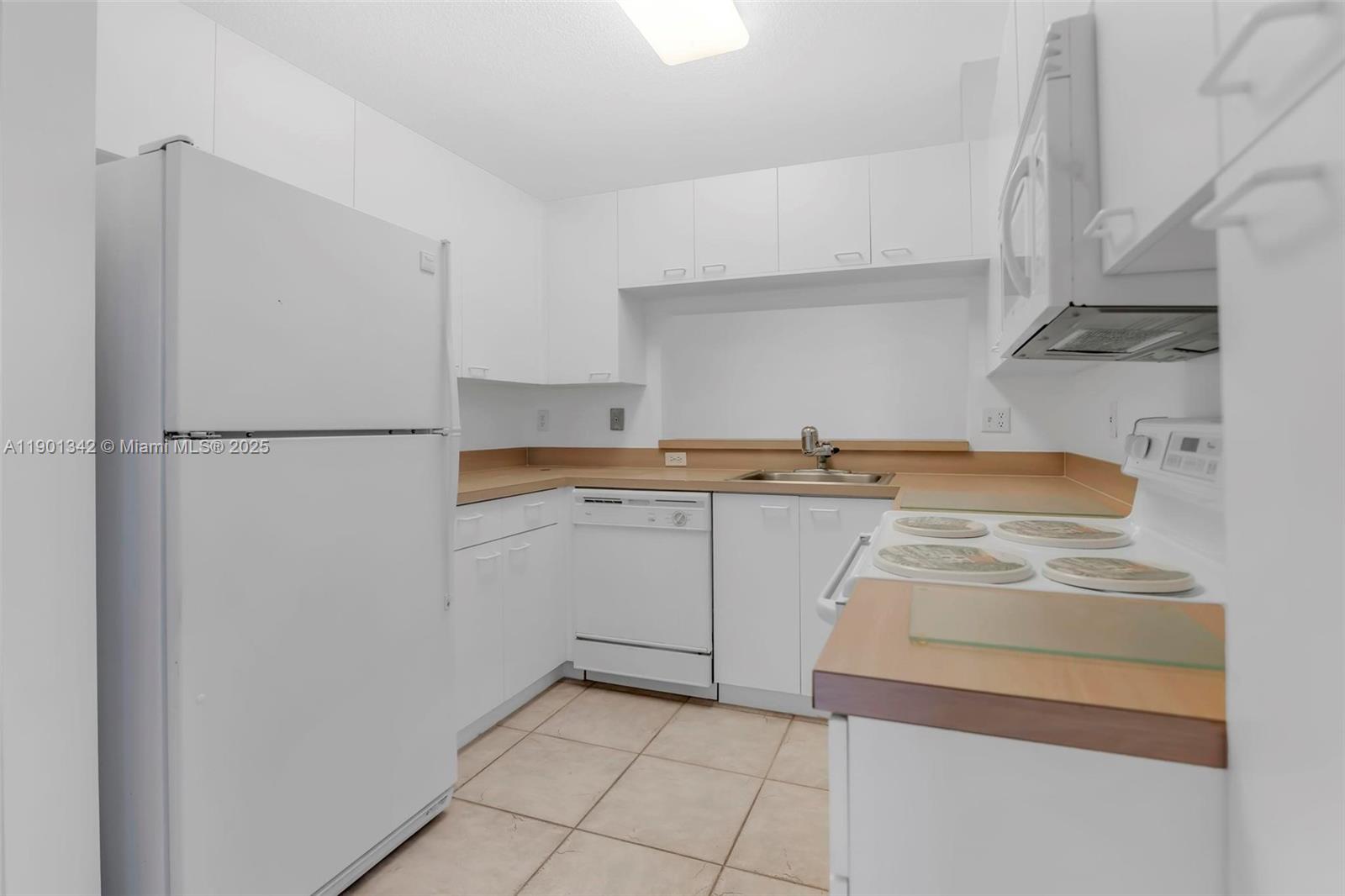 View photos, virtual tours, details... 15113 NW 8th St