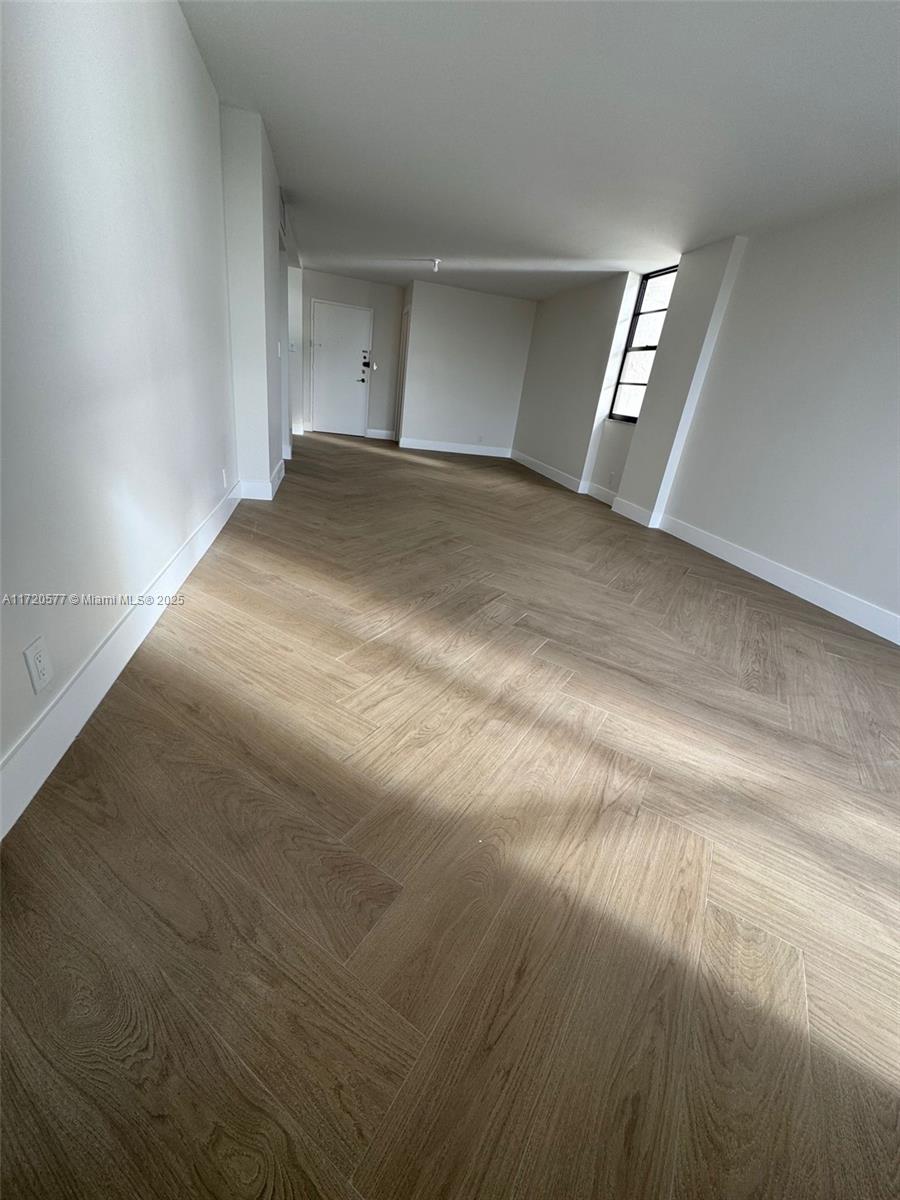 ALLINGTON TOWERS CONDO - Residential