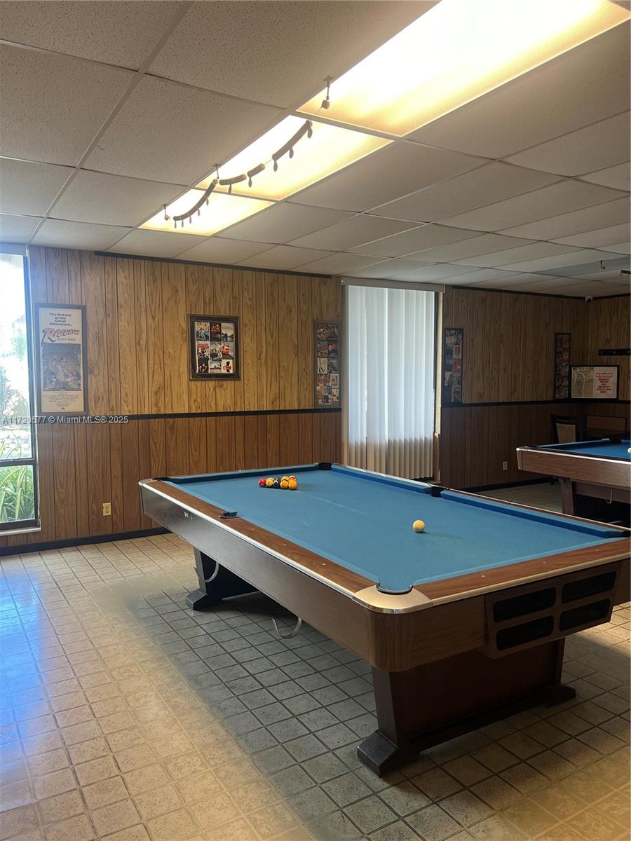 ALLINGTON TOWERS CONDO - Residential