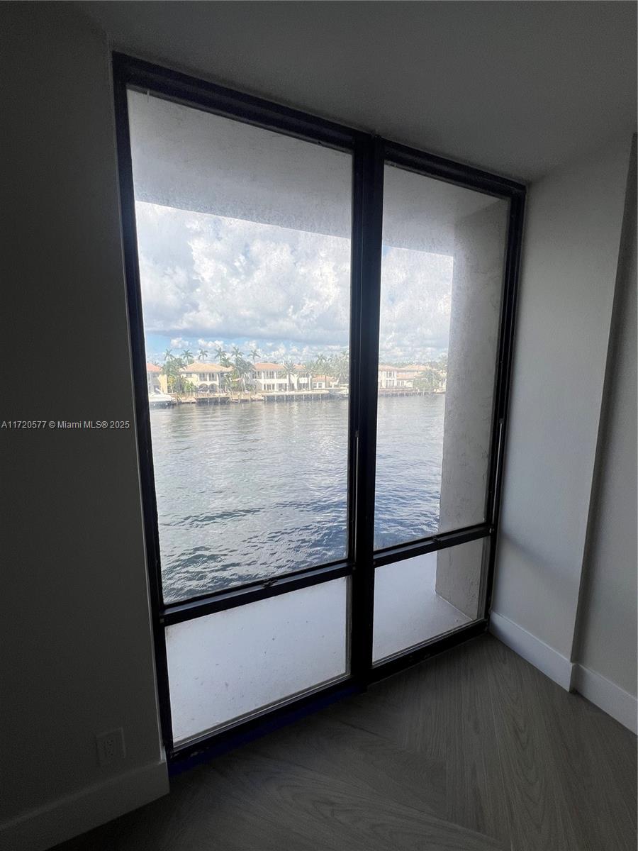 ALLINGTON TOWERS CONDO - Residential