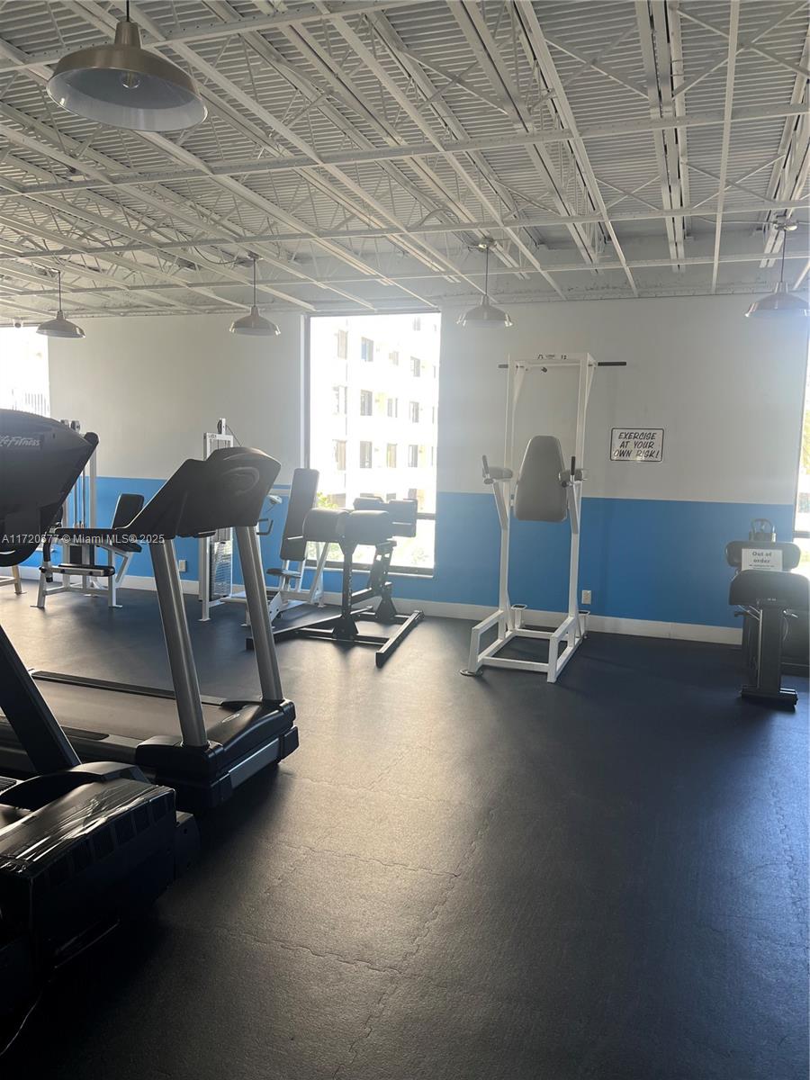 ALLINGTON TOWERS CONDO - Residential