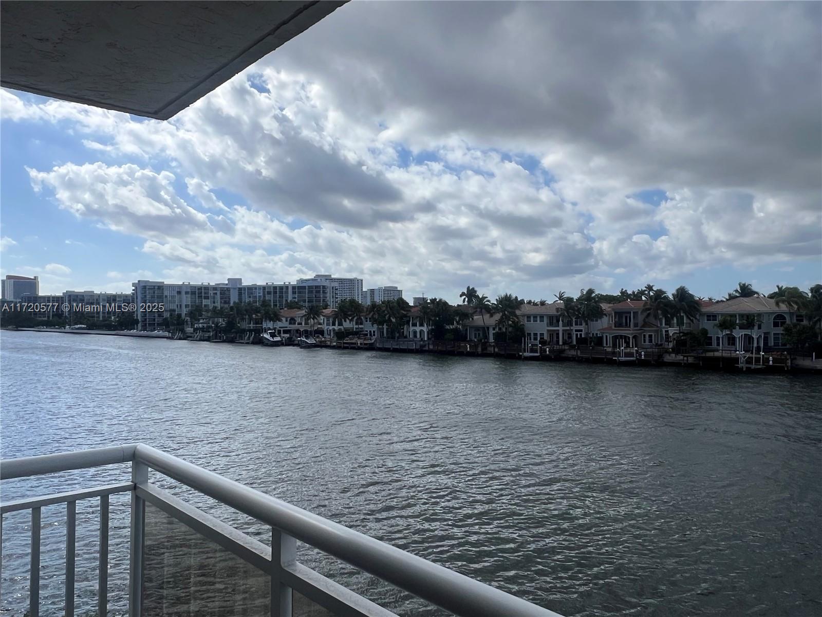 ALLINGTON TOWERS CONDO - Residential