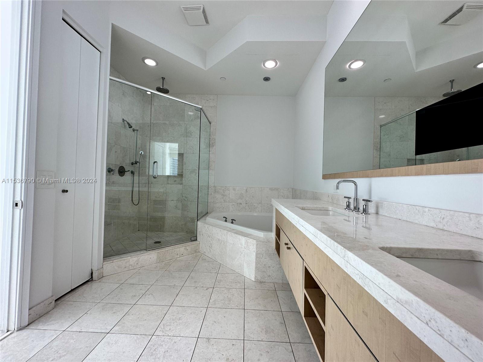 ASIA CONDO - Residential Lease