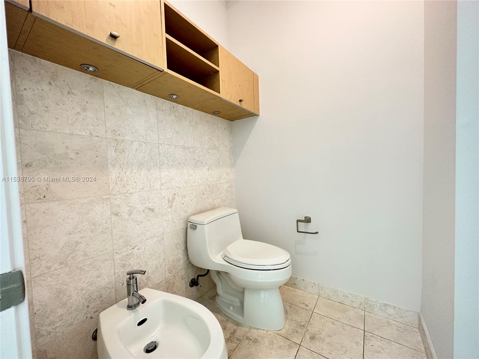 ASIA CONDO - Residential Lease