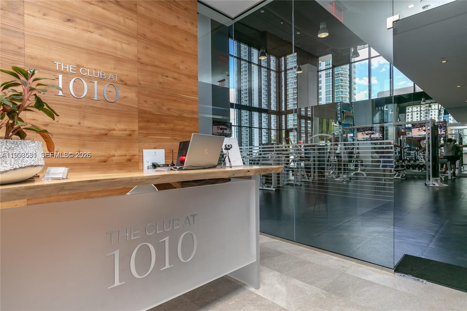 1010 BRICKELL CONDO - Residential Lease