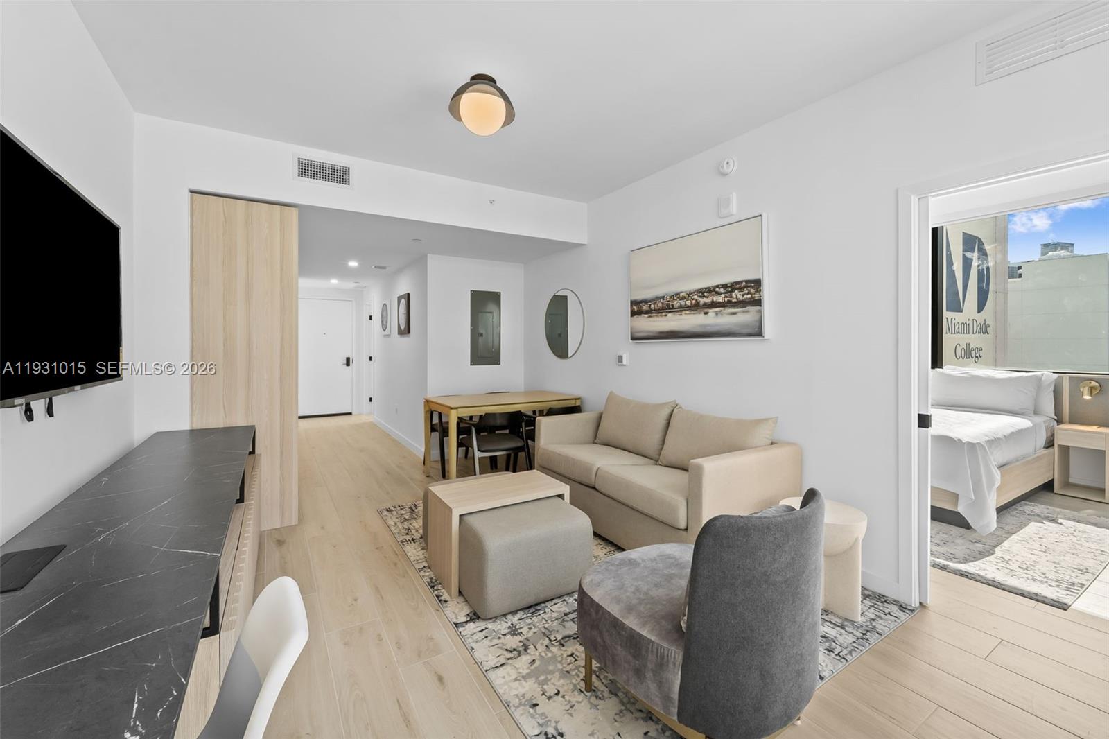 DISTRICT 225 - Residential