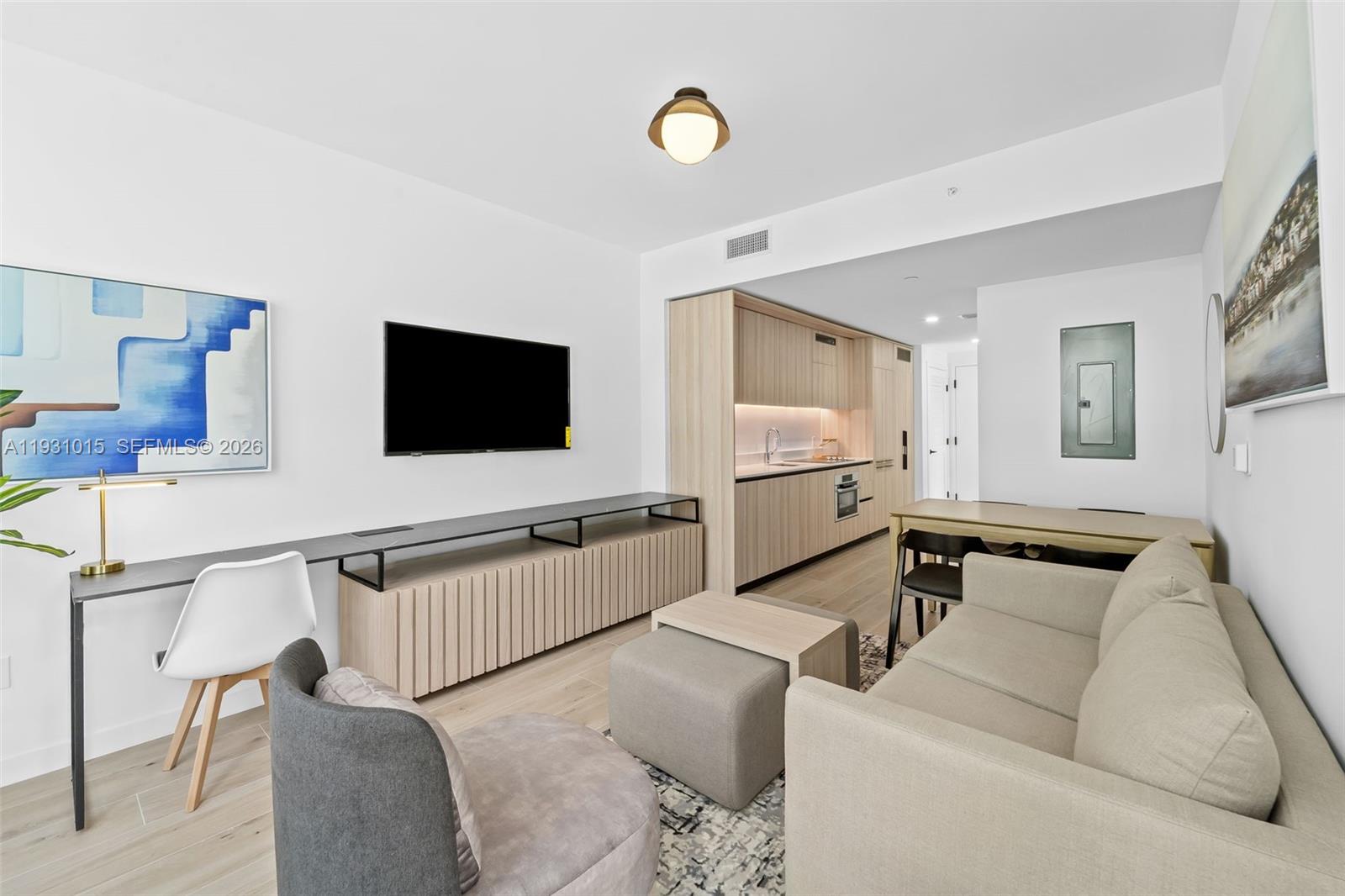 DISTRICT 225 - Residential