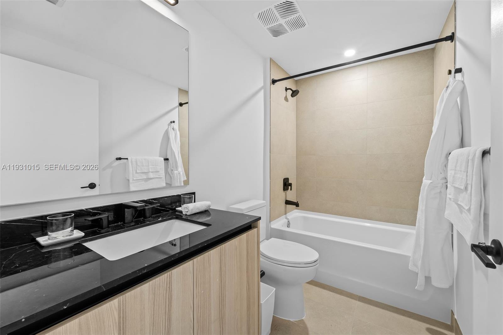 DISTRICT 225 - Residential