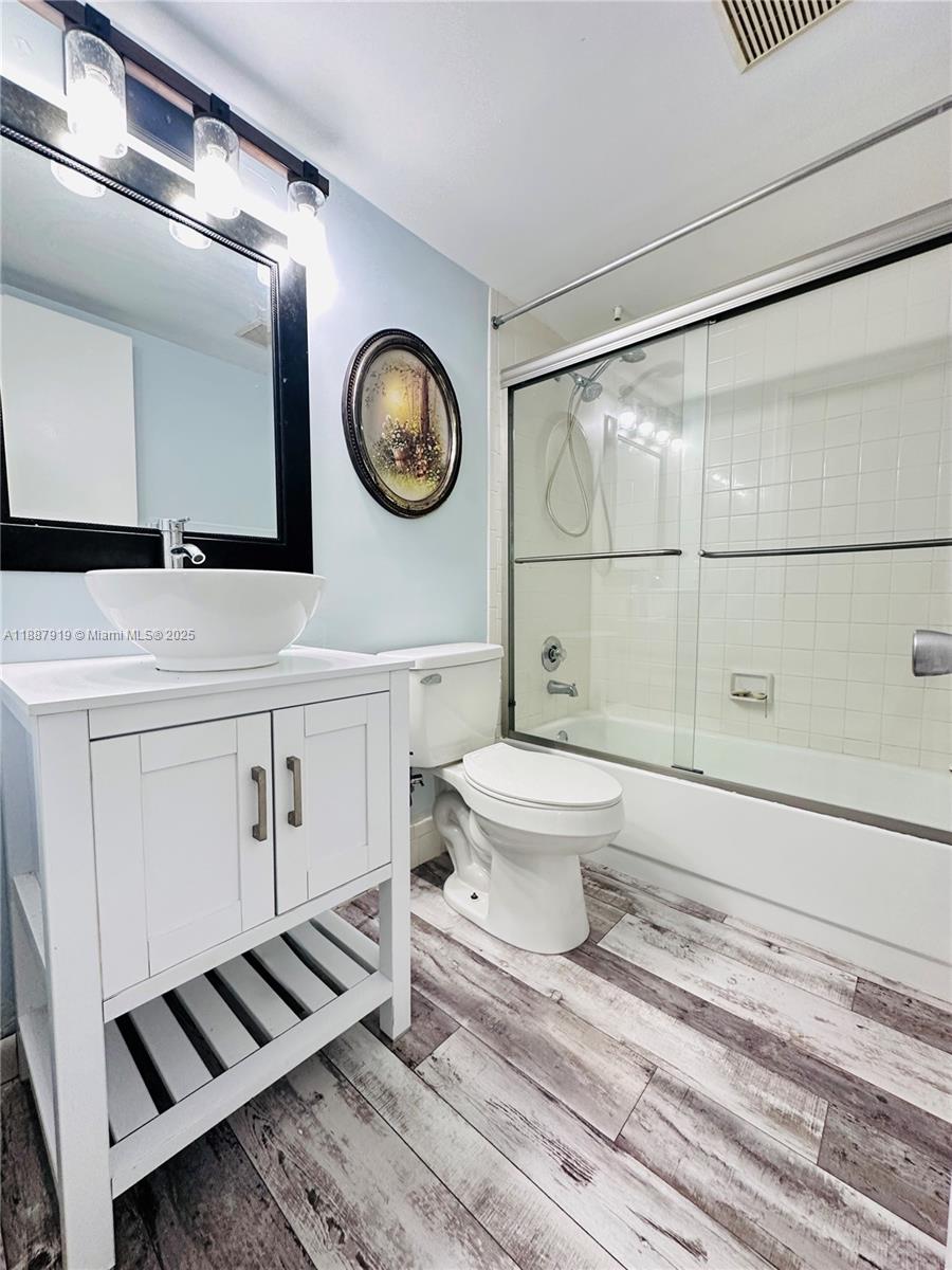KINGSLEY AT CENTURY VILLAG - Residential