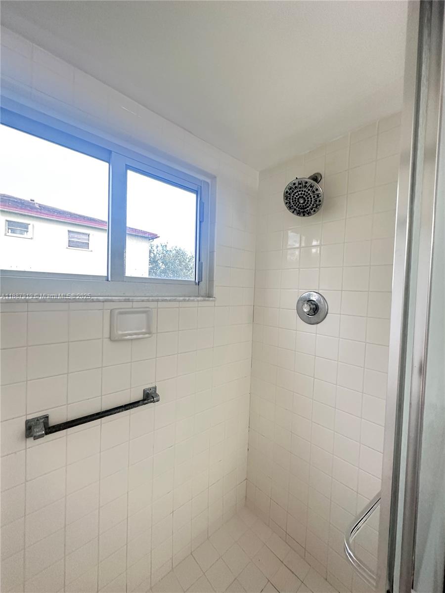 KINGSLEY AT CENTURY VILLAG - Residential