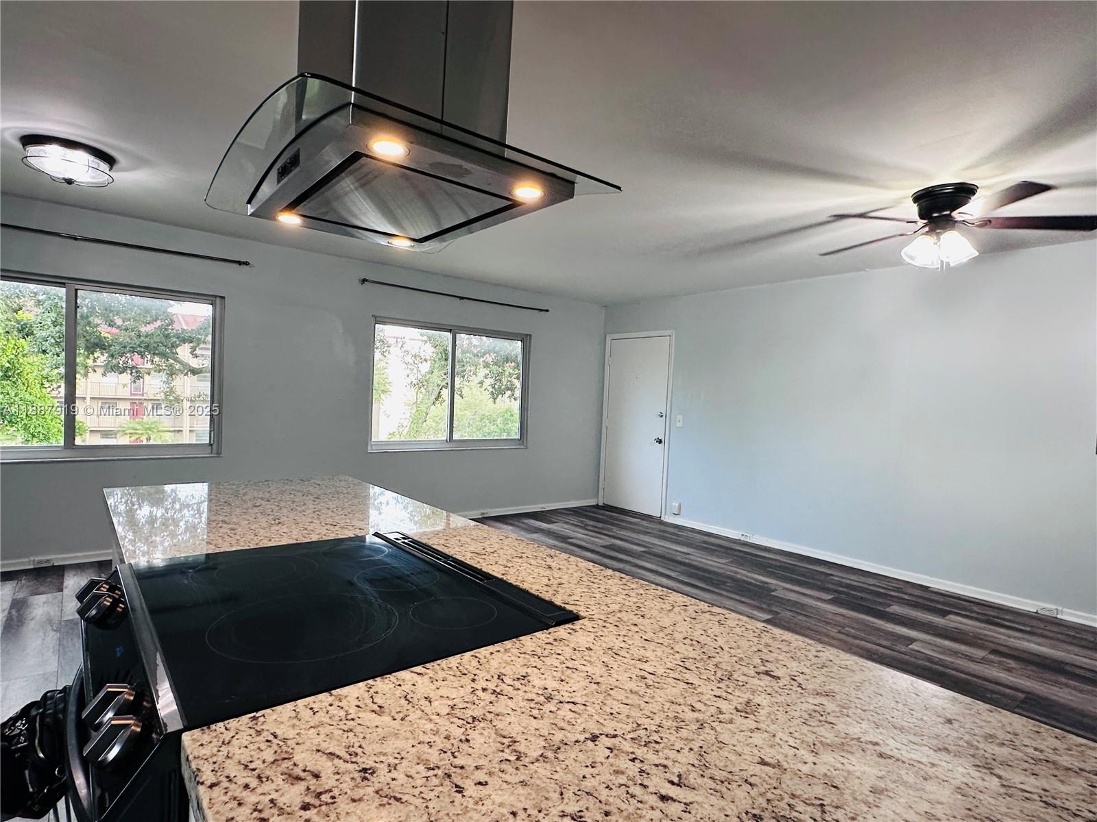 KINGSLEY AT CENTURY VILLAG - Residential