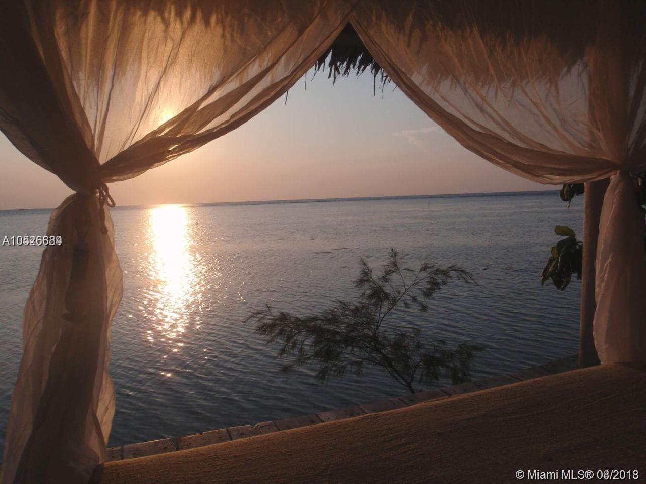 TRUMP ROYALE CONDO - Residential Lease