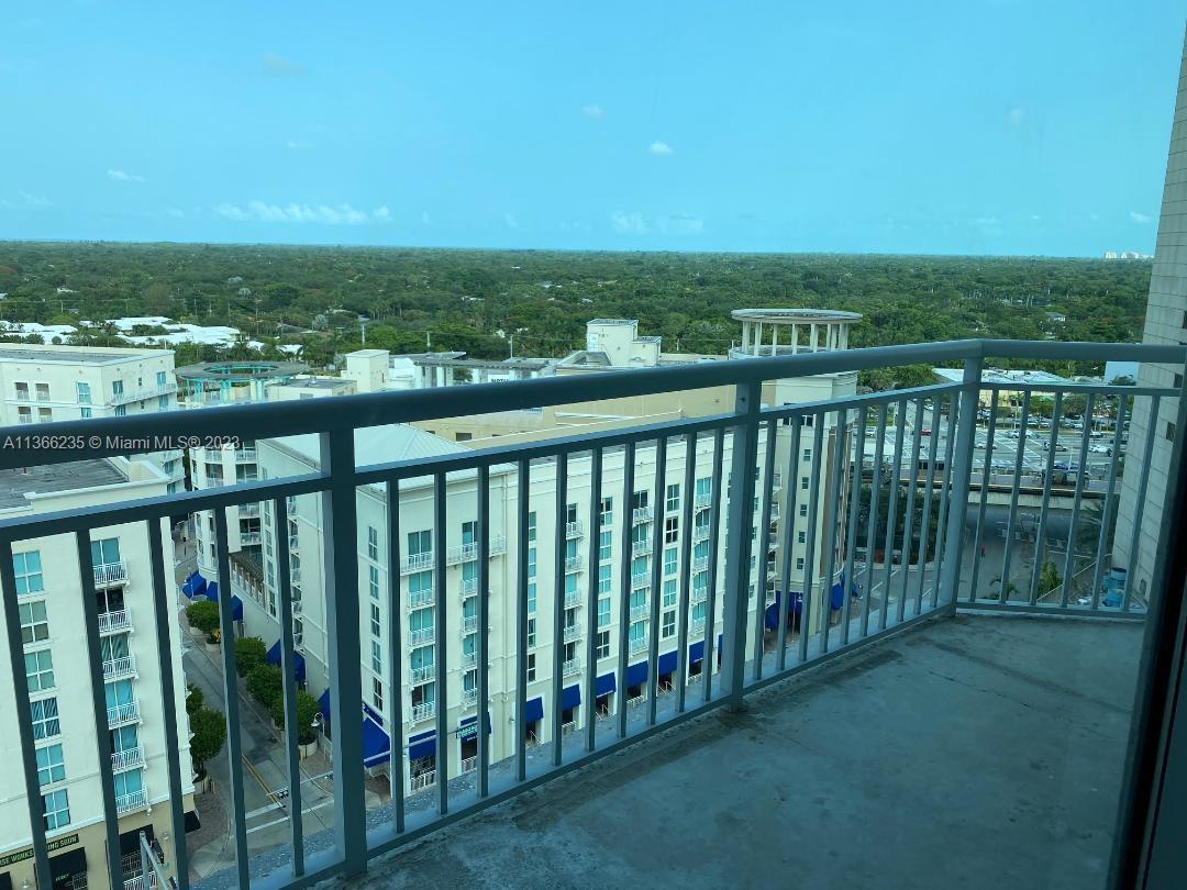 METROPOLIS I AT DADELAND - Residential Lease
