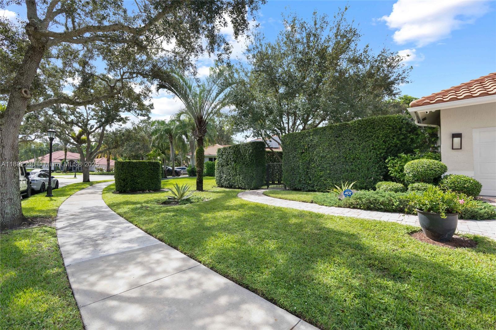 SECTOR SEVEN SOUTH - Residential