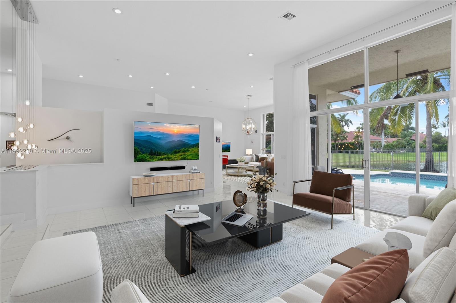 SECTOR SEVEN SOUTH - Residential