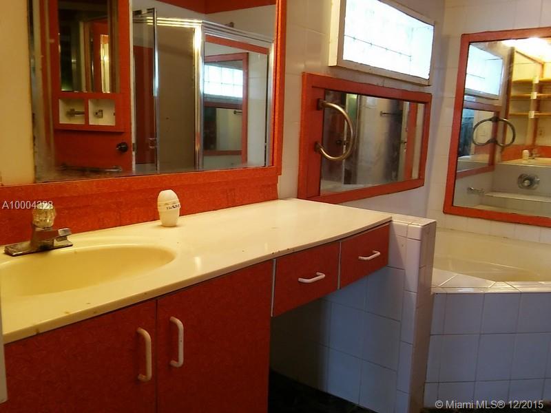 EMERALD POINTE 139-30 B A - Residential