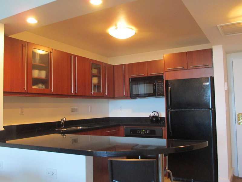 Available now resort living, one valet parking, furnished, stunning sunset views. 3 pools, Food & Beverage service, complimentary towels, umbrellas, chairs. Great landlord. Min 3 months rental. MUST have good credit report to enclose and financial abi lity to pay rent. Great opportunity to be on 1 hotel & Homes shared property. South Beach location, Collins Park.