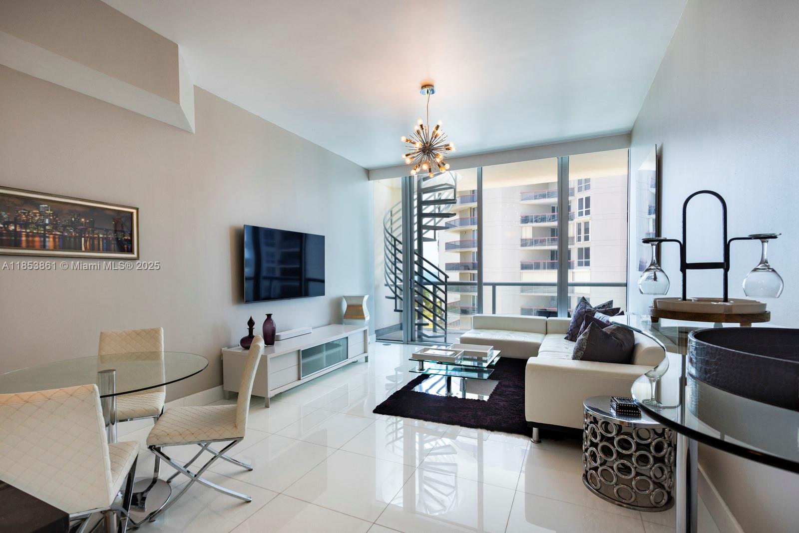 6799 Collins Ave 507