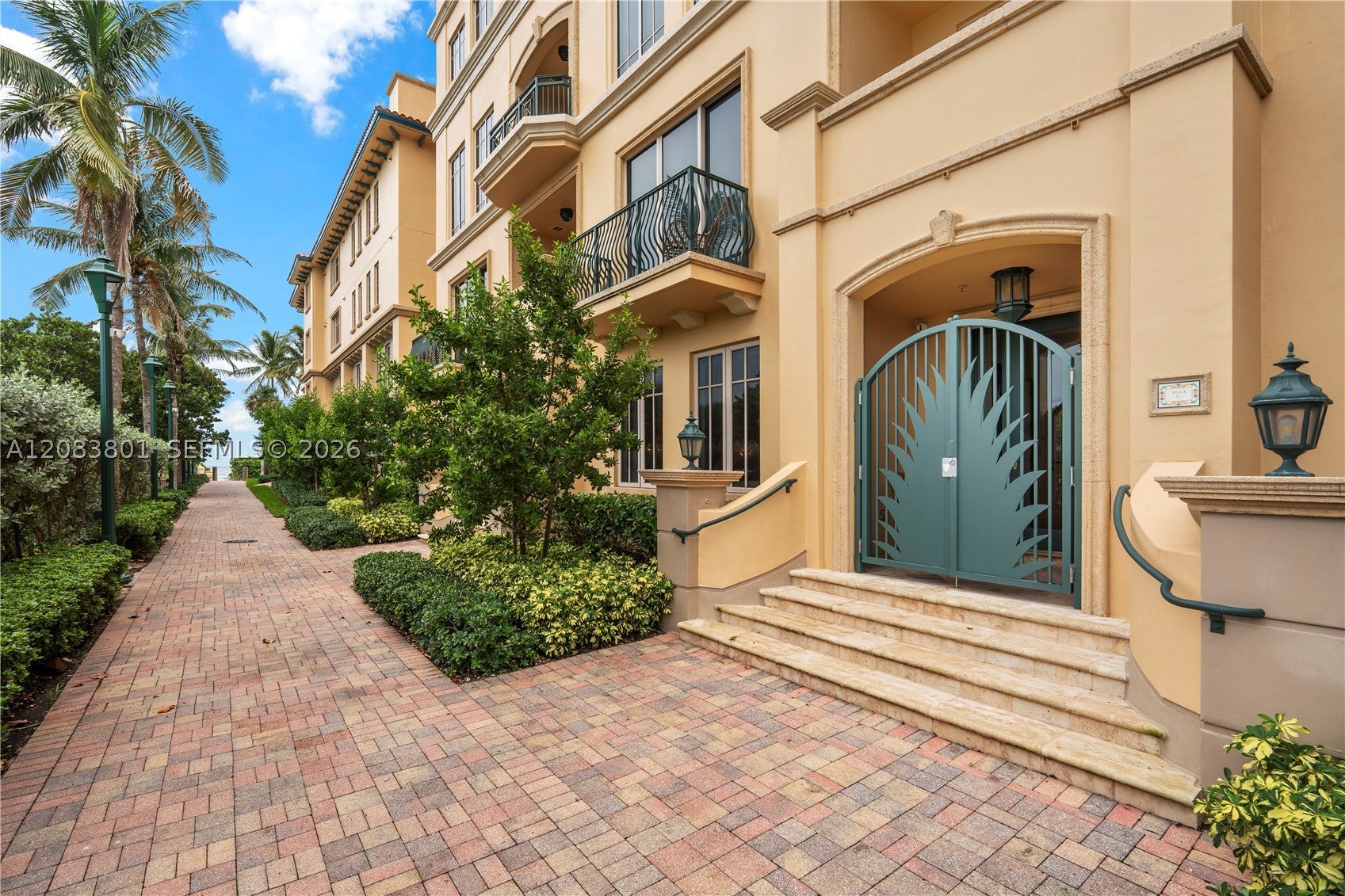 3501 N Ocean Dr V5