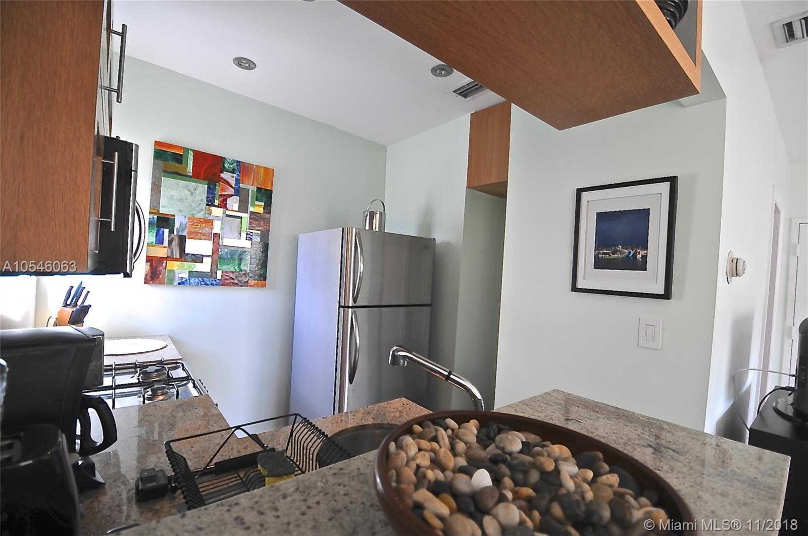 WHISPER  CONDO - Residential Lease