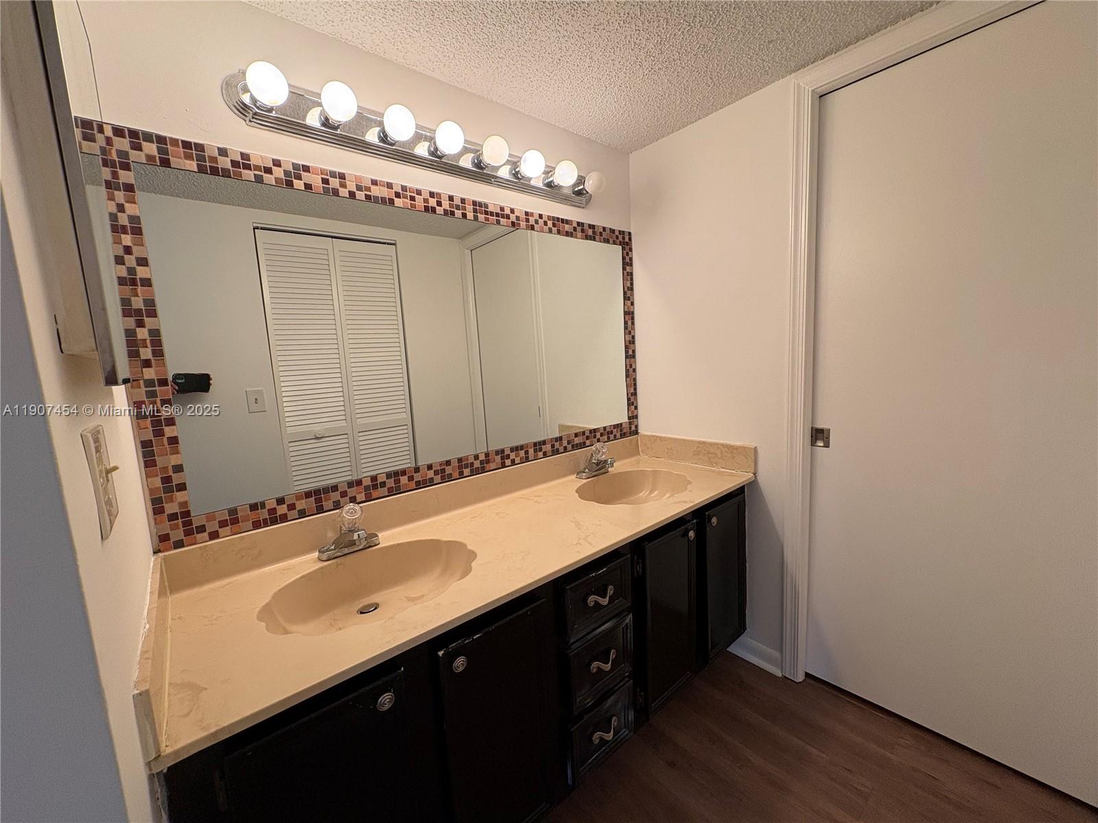 SHADOW WOOD CONDO - Residential