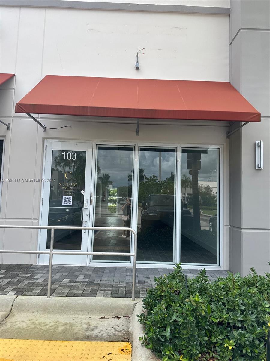 THE BEST Opportunity to own commercial retail/office space in the thriving Cooper Square Plaza! This 780 sq ft unit at 9620 Stirling Rd Unit 103 offers exceptional exposure in a high-traffic area, centrally located near Cooper City, Davie, and Hollywood. The space features a private restroom, clean layout, and ample parking for customers and staff. Please contact listing agent unit is VACANT! FOR SALE OR FOR RENT ! EASY TO SHOW!!