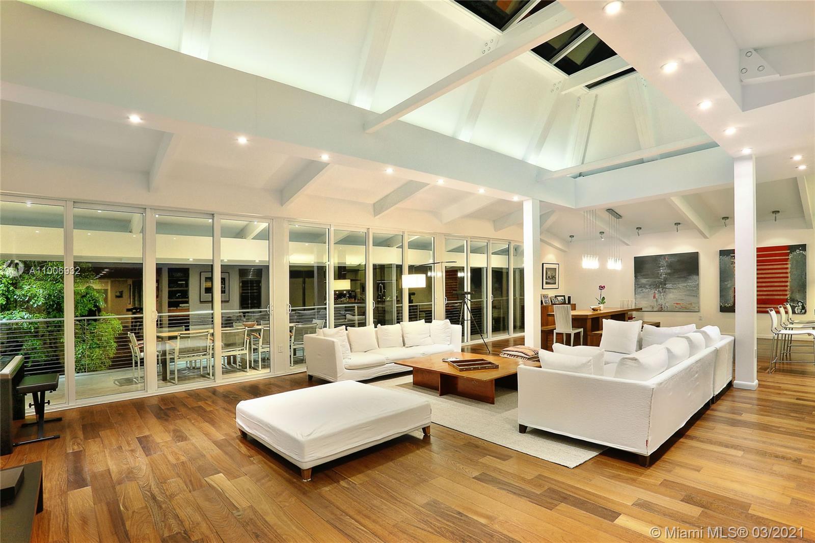 CAPE FLORIDA SUB SEC 3 - Residential