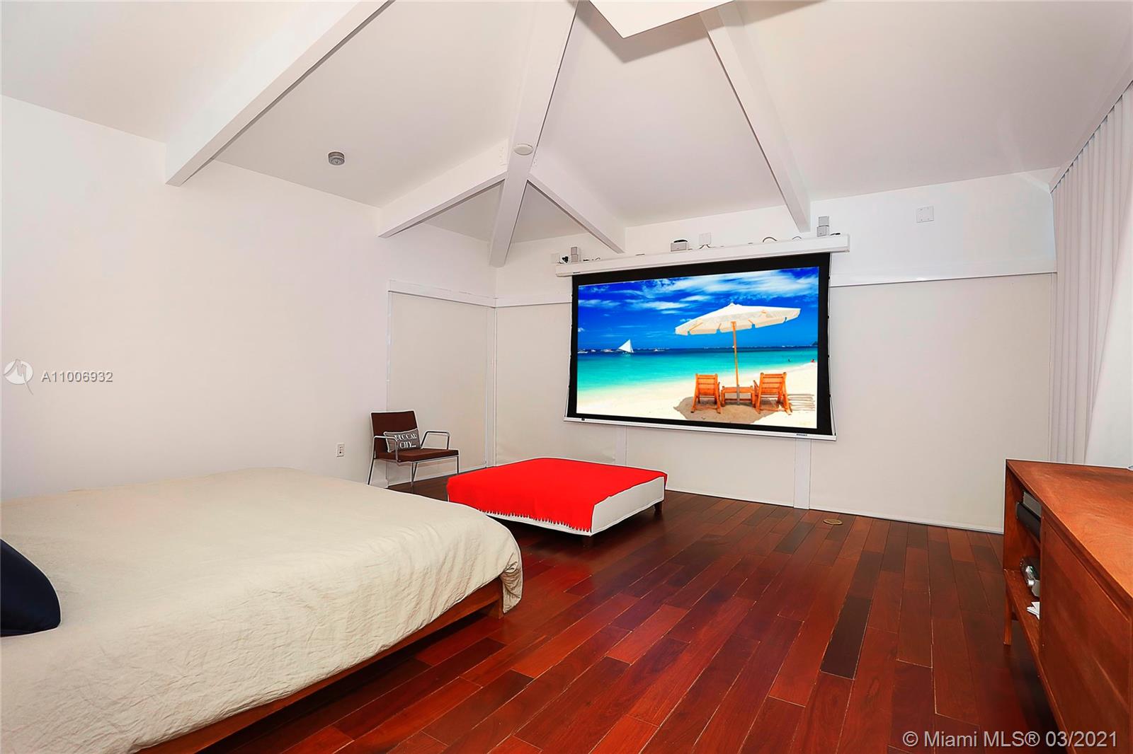 CAPE FLORIDA SUB SEC 3 - Residential