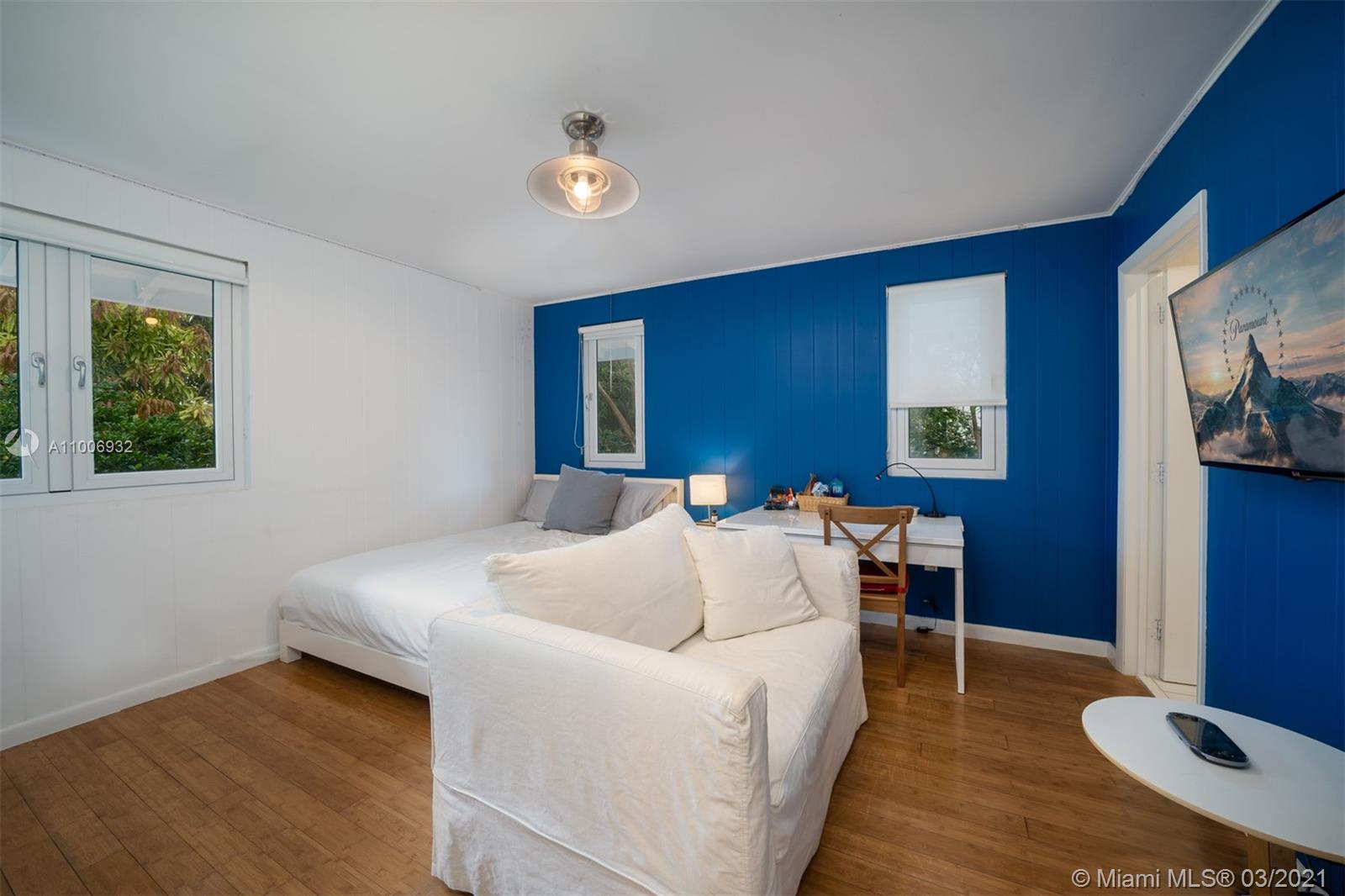 CAPE FLORIDA SUB SEC 3 - Residential