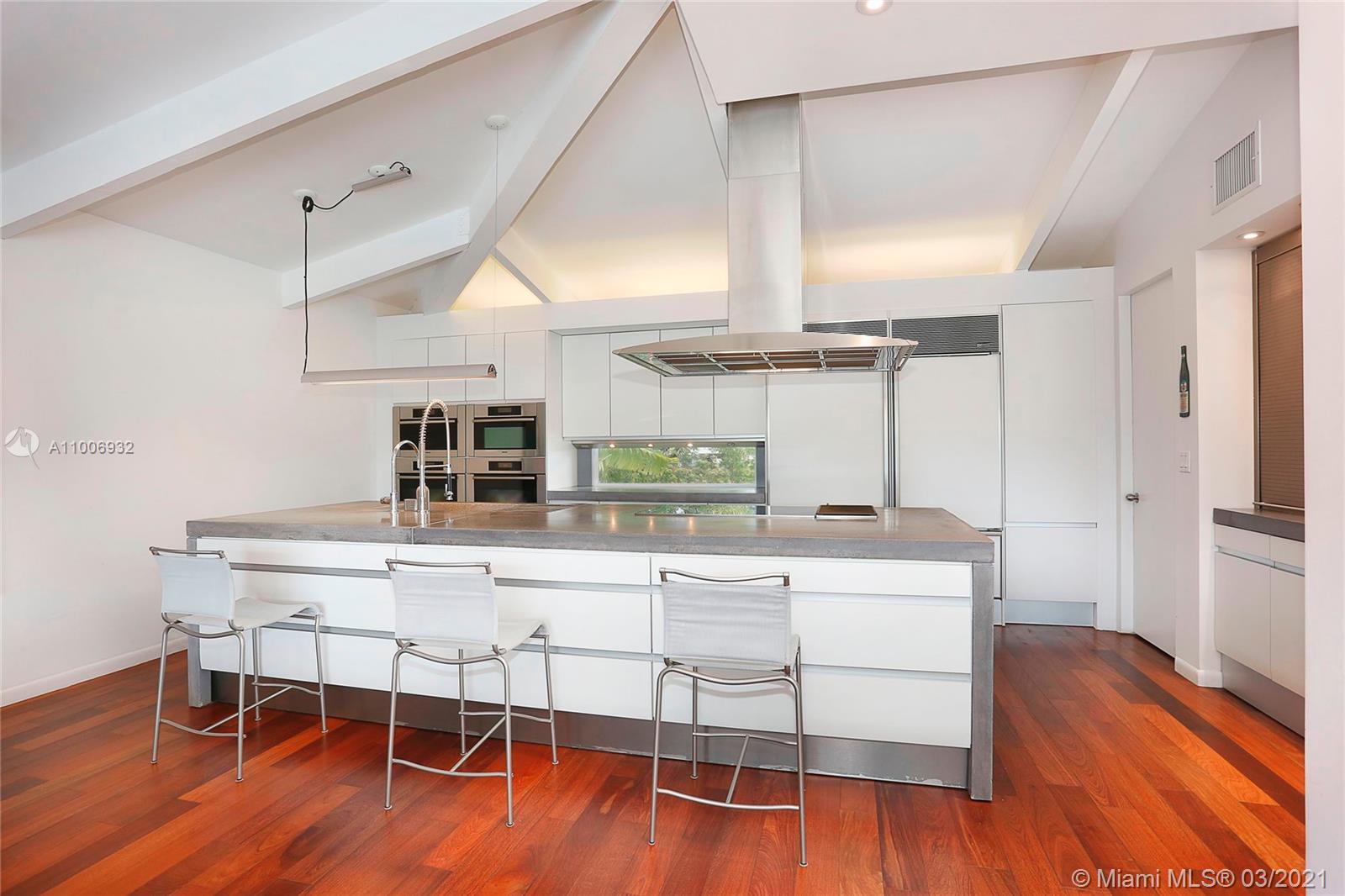 CAPE FLORIDA SUB SEC 3 - Residential