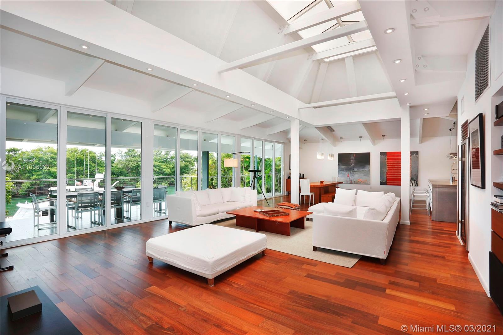 CAPE FLORIDA SUB SEC 3 - Residential