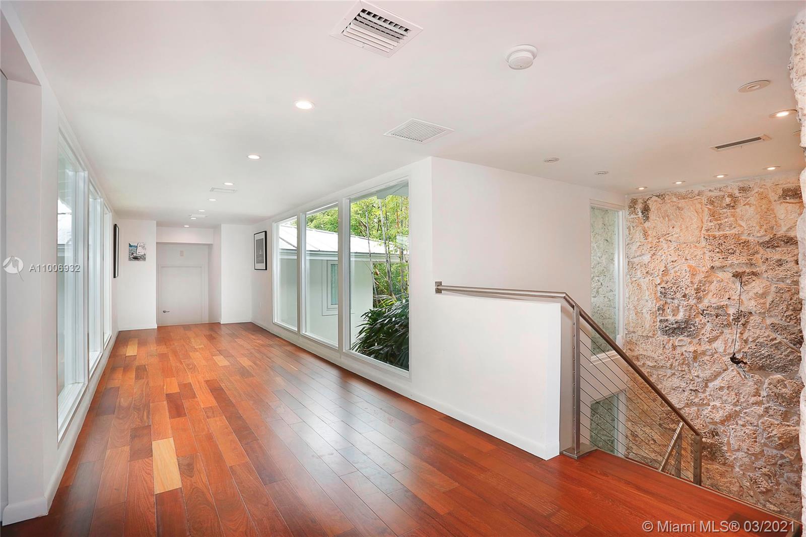 CAPE FLORIDA SUB SEC 3 - Residential