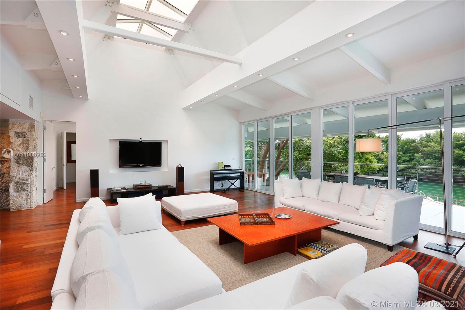 CAPE FLORIDA SUB SEC 3 - Residential