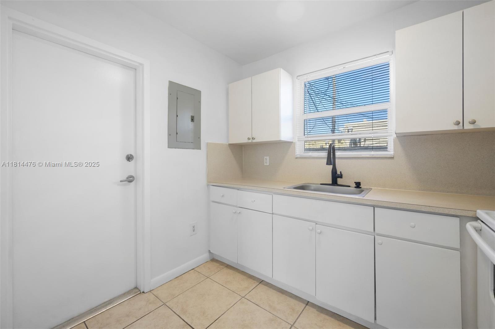 WEST SHORE CREST - Residential Lease