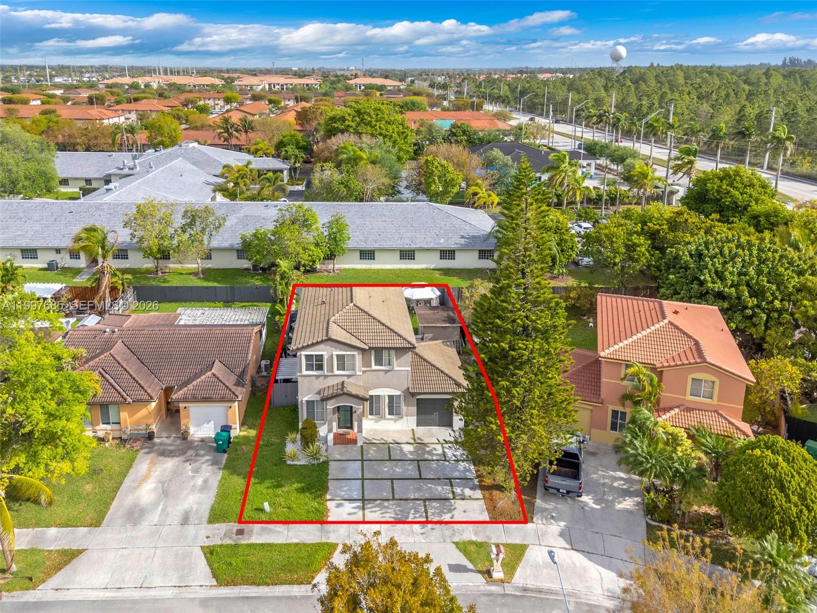 WEITZER SERENA LAKES ESTAT - Residential