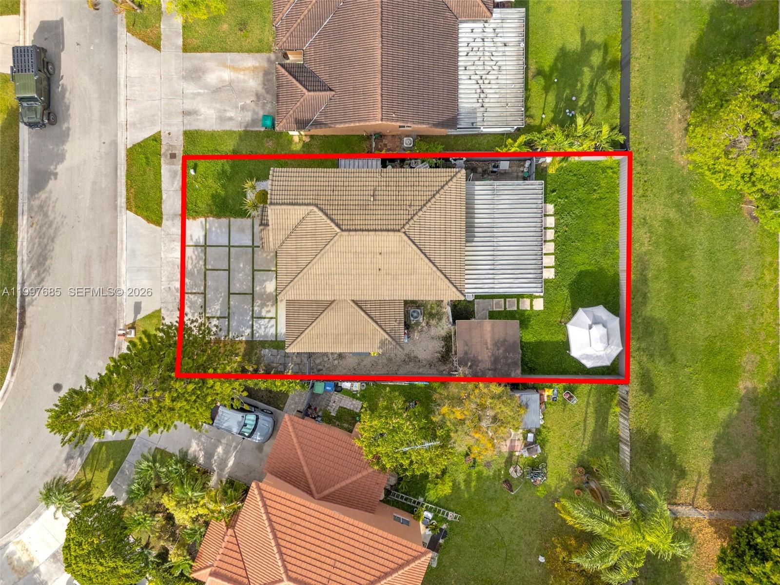 WEITZER SERENA LAKES ESTAT - Residential