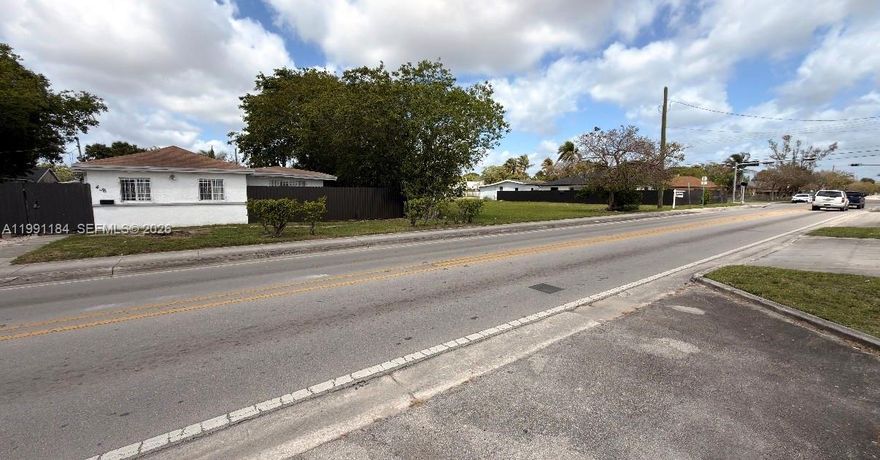 Rare opportunity to own four residential lots in the thriving community of Homestead! With a combined size of nearly 10,000 sq ft, this property is ideal for building your vision—whether it's multiple homes or a custom project. Located in a fast-growing area with increasing demand, this is your chance to invest in the future of Homestead.