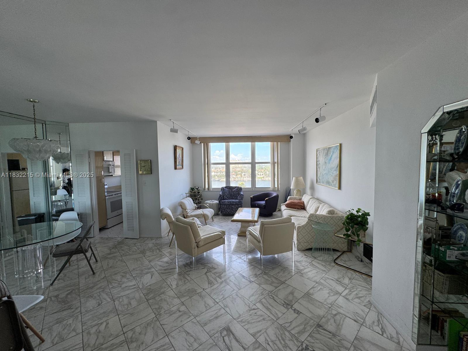 MIMOSA CONDO - Residential Lease