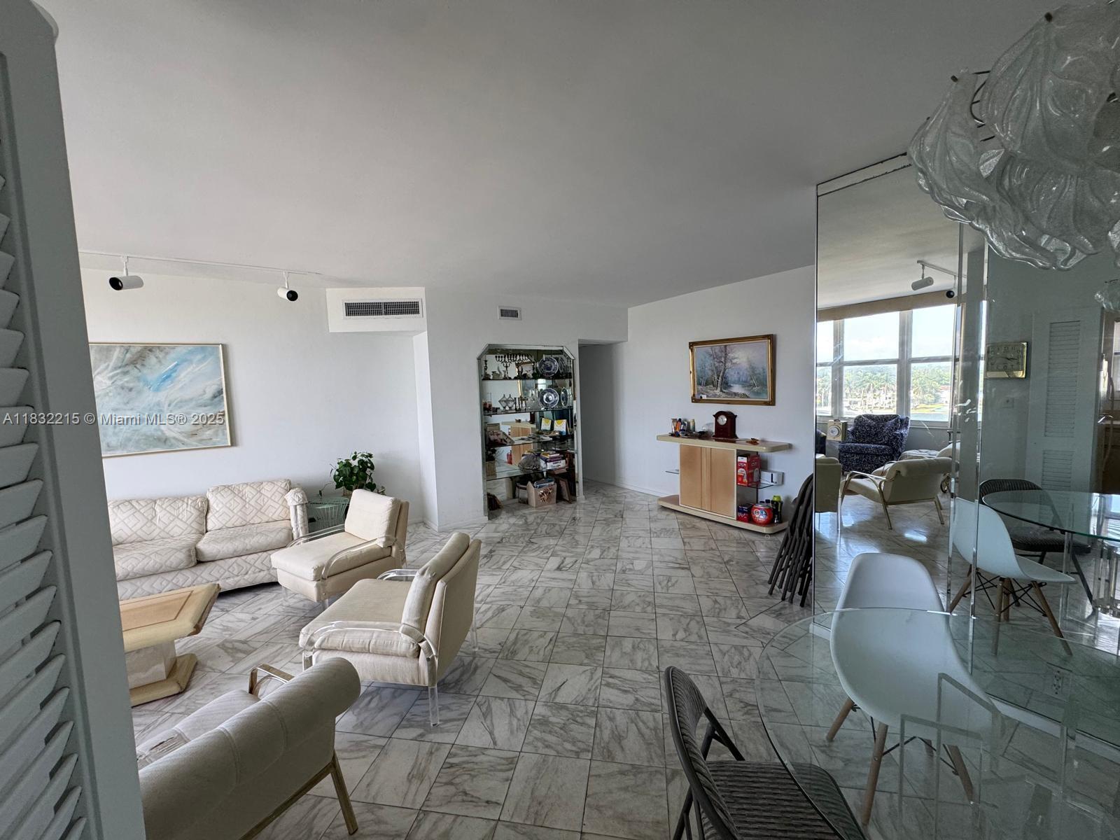 MIMOSA CONDO - Residential Lease