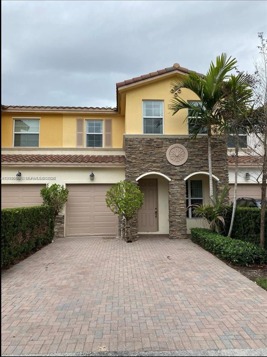 5236 SW 77th Way 5236 - Image 1