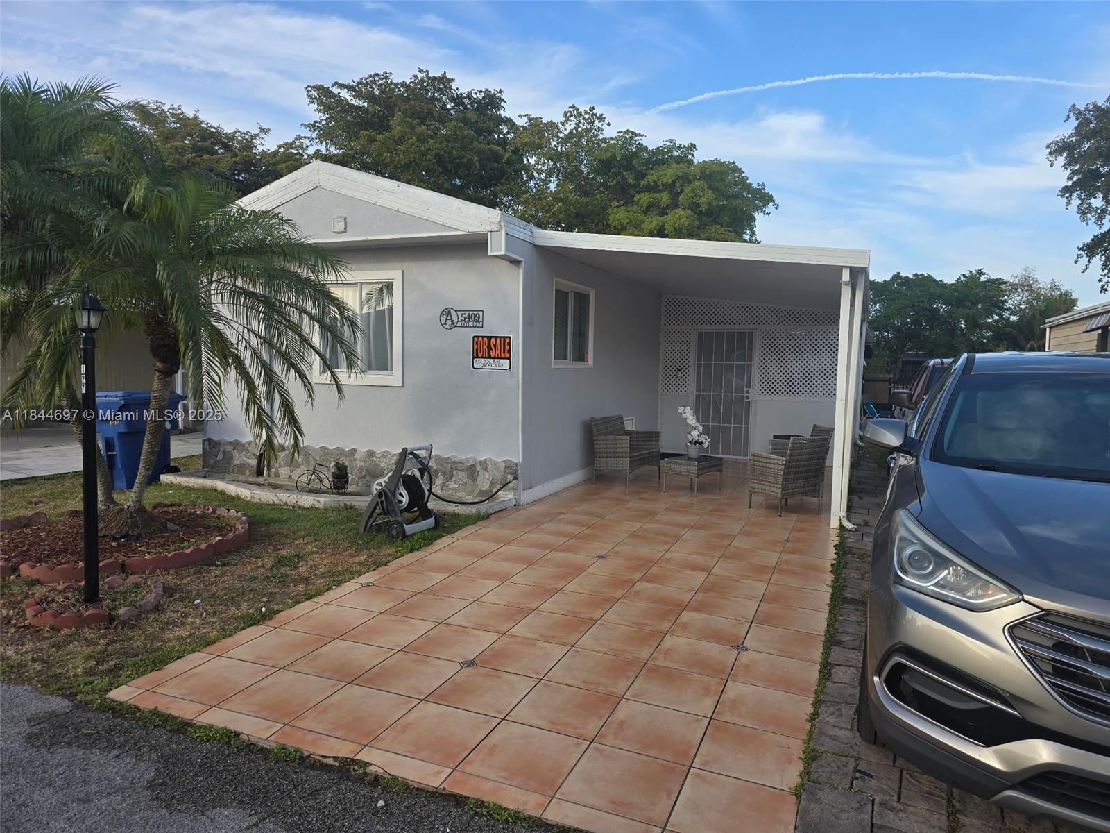 5409 NW 200 RD, Miami Gardens, FL, 33055/$120,000 2 5409 NW 200 RD