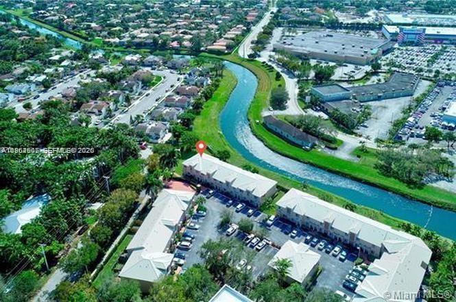 HAMPTON PLACE CONDO - Residential